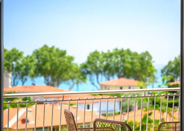 Sunny With Balcony